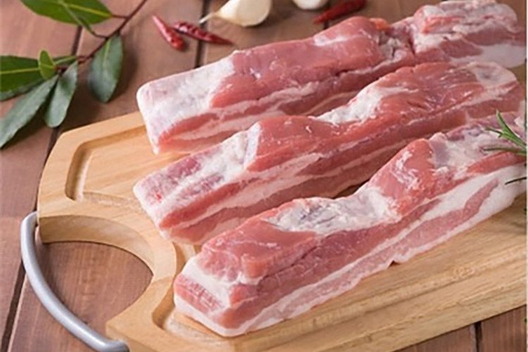 Chọn lựa thịt ba chỉ tươi ngon cho món kho