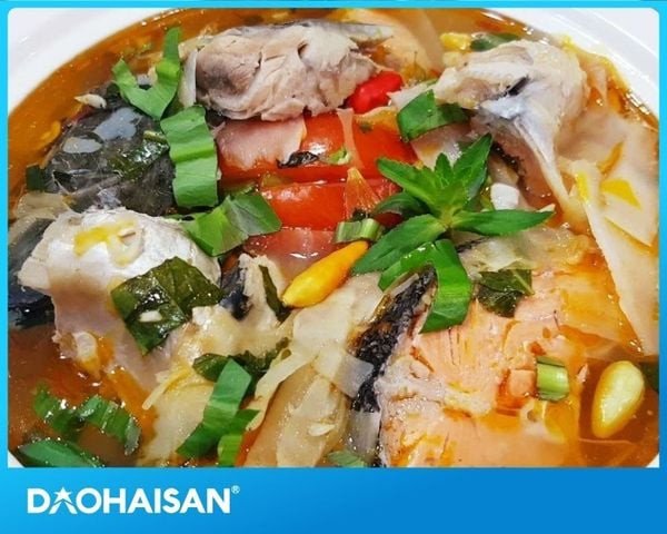Chọn mua đầu cá hồi tươi ngon để nấu canh