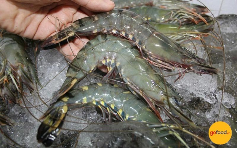 Chọn tôm tươi ngon cho canh chua rau muống me