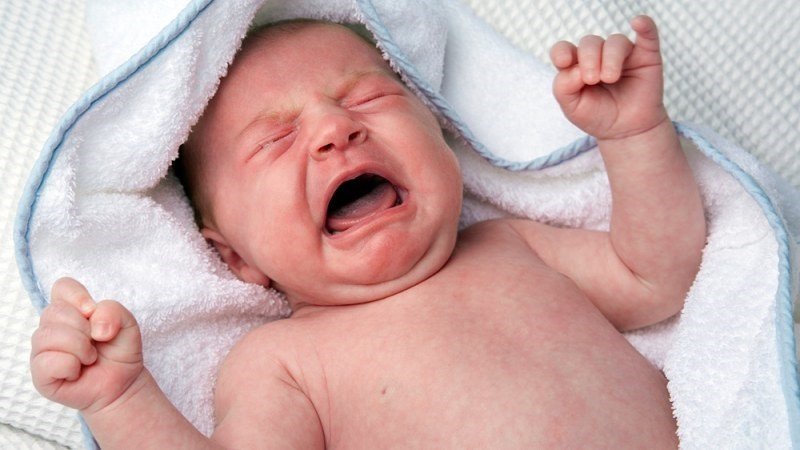 Củ cà rốt nhỏ và em bé, cảnh báo về những rủi ro khi cho trẻ sơ sinh ăn quá nhiều cà rốt