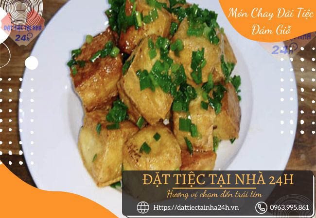 Đậu hũ non chiên sốt mỡ hành thơm ngon