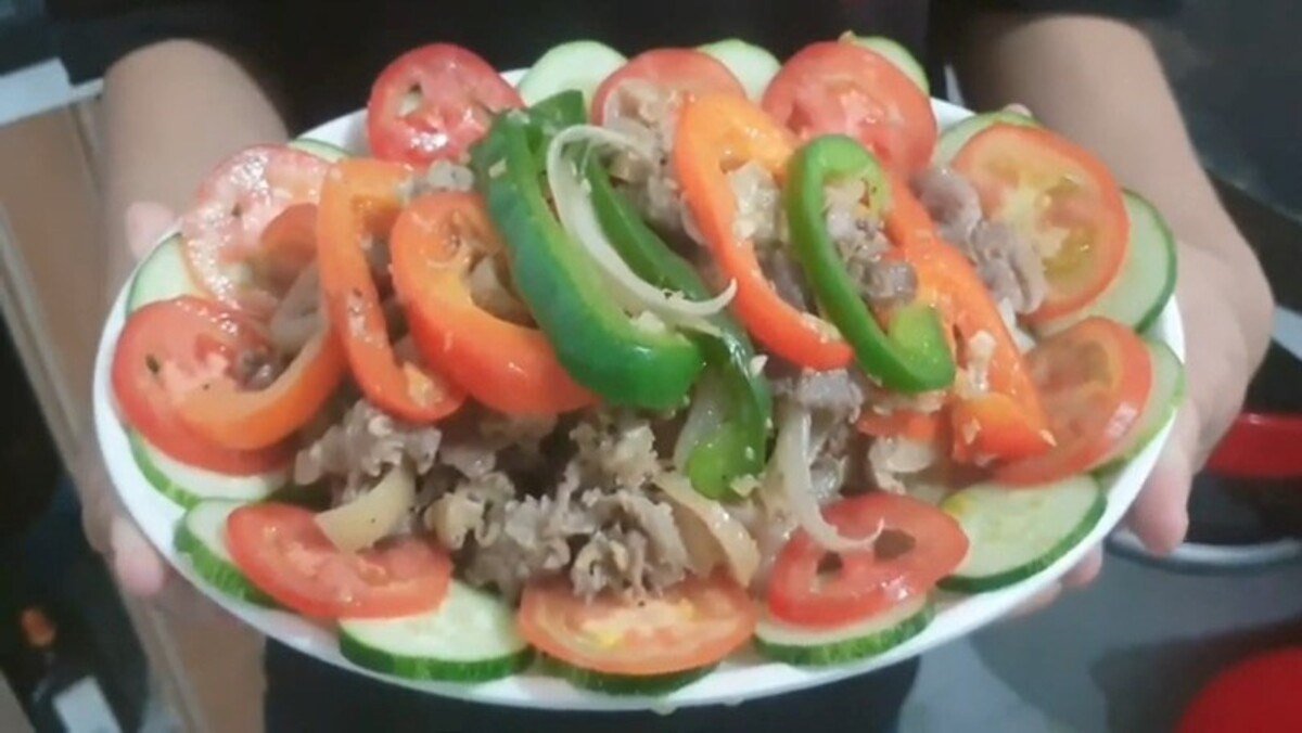 Đĩa thịt nai xào hành tây thơm ngon