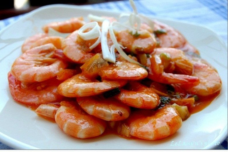 Đĩa tôm xào mặn ngọt