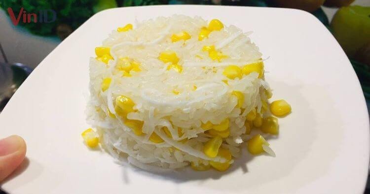 Đĩa xôi bắp khô cốt dừa thành phẩm dẻo thơm