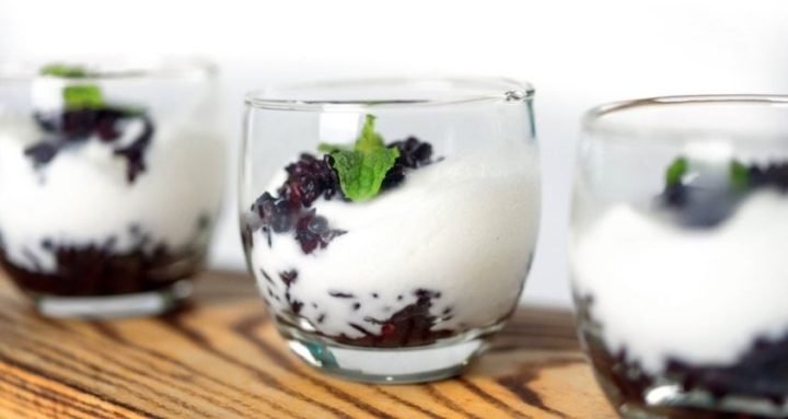 Dinh dưỡng phong phú từ sự kết hợp sữa chua và nếp cẩm