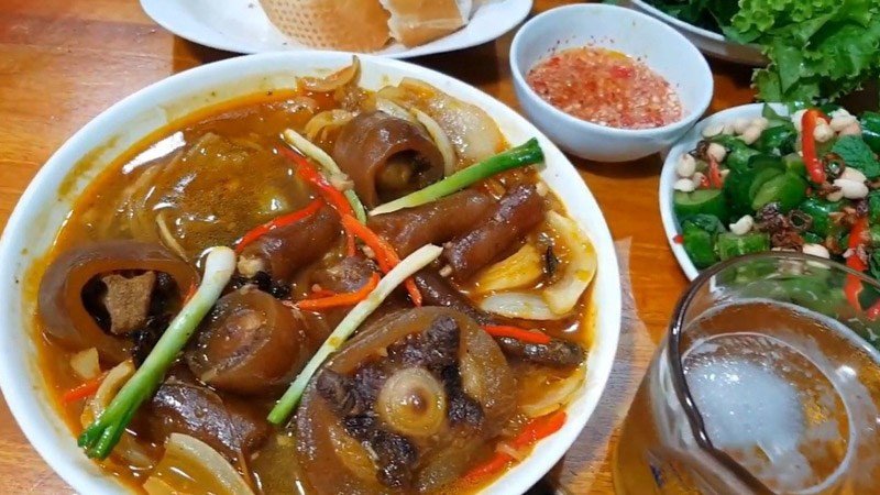 Đuôi bò hầm bia thơm lừng, món ngon khó cưỡng cho cuối tuần