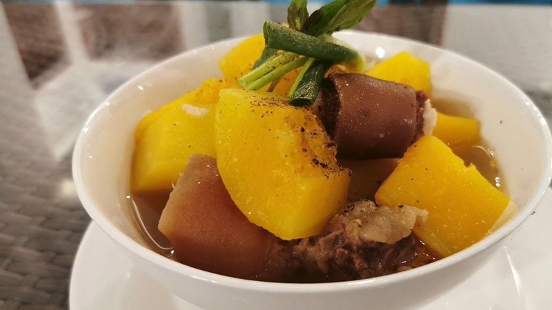 Đuôi bò hầm đu đủ thơm ngon, bổ dưỡng chiêu đãi gia đình