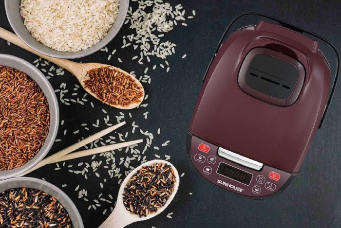 Gạo lứt dinh dưỡng chuẩn bị để nấu cháo