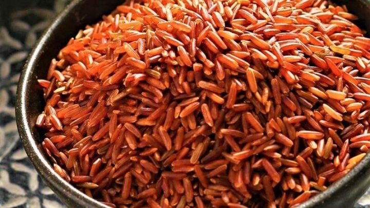 Gạo lứt đỏ giàu dinh dưỡng giúp kiểm soát năng lượng
