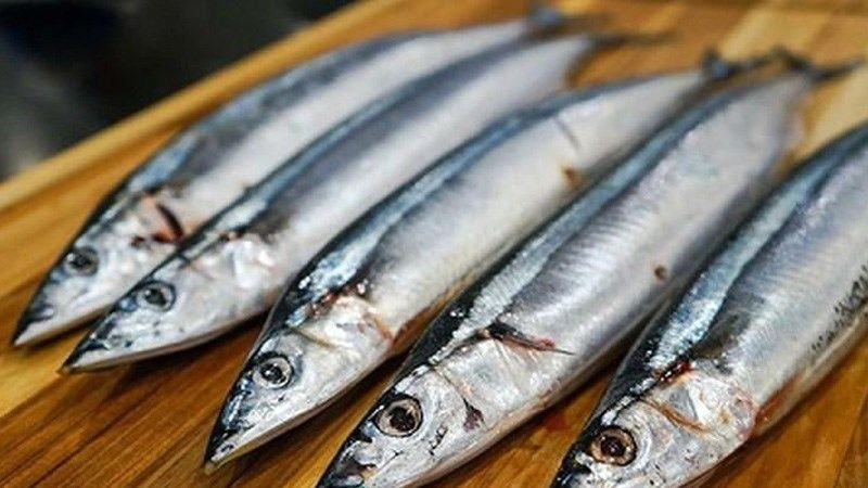 giá trị calo 100g cá thu sốt cà chua