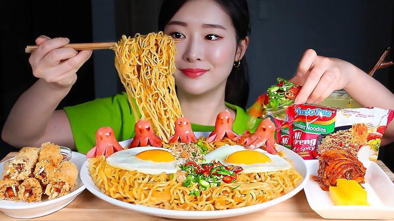Giá trị calo của 1 gói mì Indomie thơm ngon