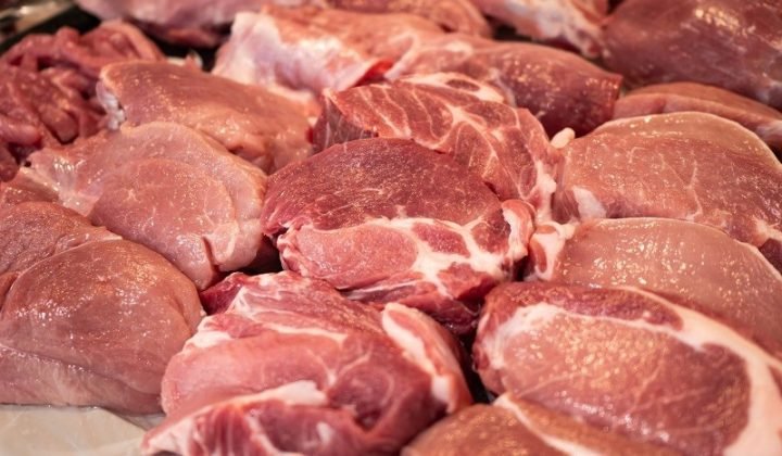 Giá trị calo của 300g thịt heo