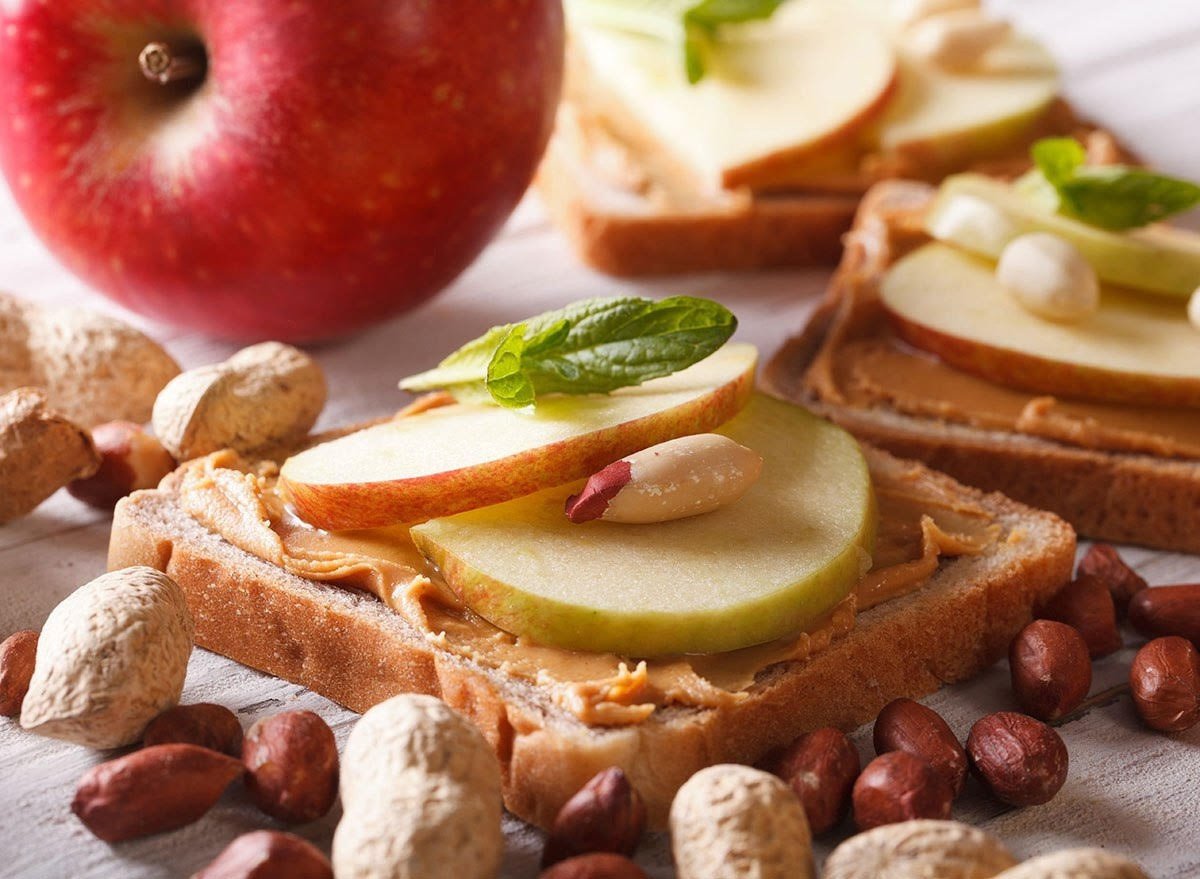 Giá trị calo trong 2 lát bánh mì ngũ cốc