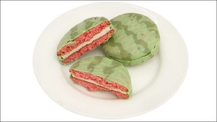 Bánh Chocopie Orion Bao Nhiêu Calo? Phân Tích Dinh Dưỡng Chi Tiết Giá trị dinh dưỡng của bánh Chocopie Orion vị dưa hấu