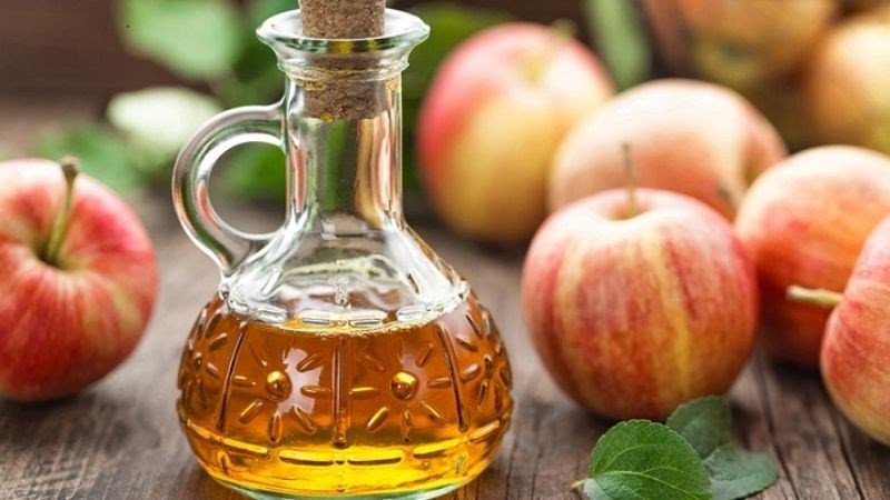 Giấm gạo hoặc giấm táo giúp thịt bò kho mềm nhanh hơn