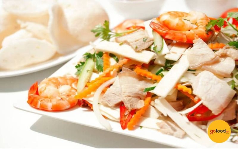 Gỏi củ hủ dừa tôm thịt đặc sản miền Tây hấp dẫn