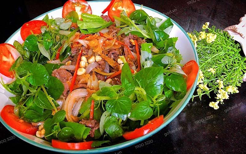 Gỏi rau càng cua thịt bò hấp dẫn