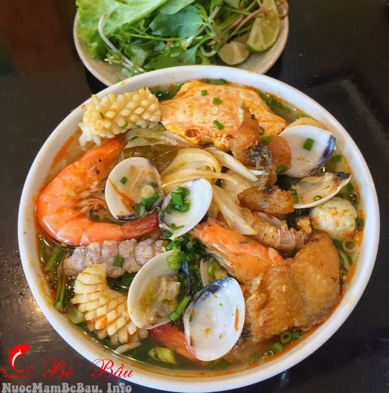 hải sản tươi ngon cho bún chua cay