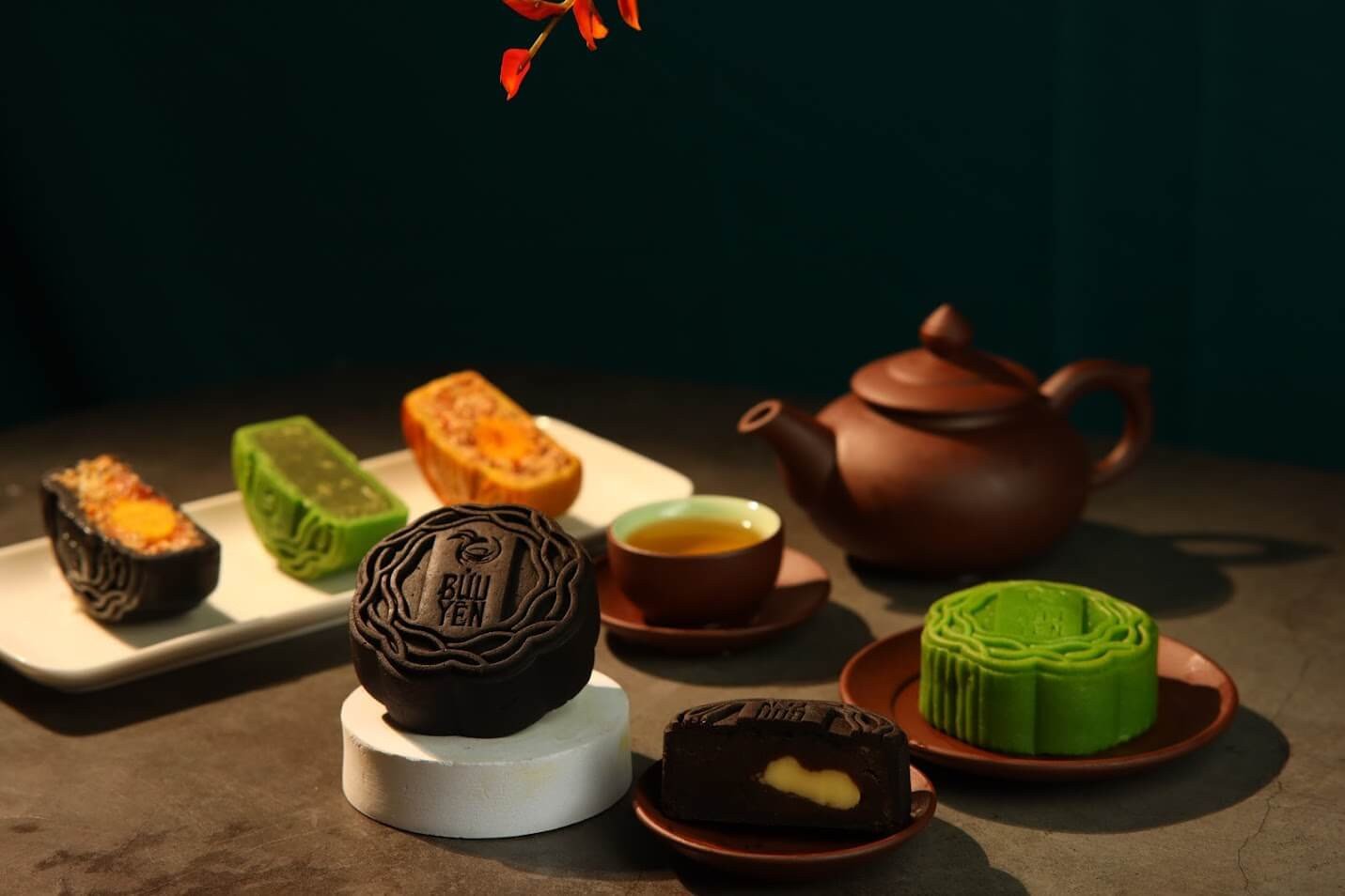 Hàm lượng calo trung bình trong một chiếc bánh trung thu 100g