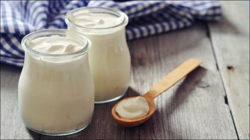 Hậu quả của việc ăn quá nhiều sữa chua Hy Lạp