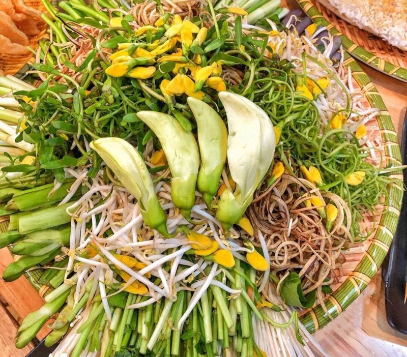 Hình ảnh các loại rau xanh tươi ngon ăn kèm lẩu mắm