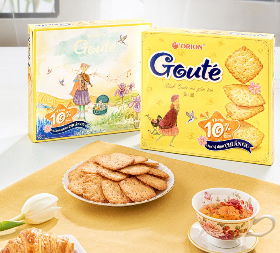 Hình ảnh những chiếc bánh Goute mè giòn rụm trên đĩa, sẵn sàng để thưởng thức