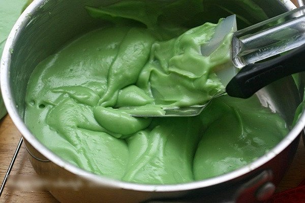 Hỗn hợp bột bánh đúc ngọt lá dứa dẻo mịn