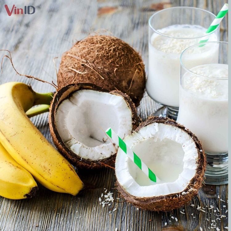 Hỗn hợp cốt dừa và sữa đặc tăng thêm độ béo cho món ăn