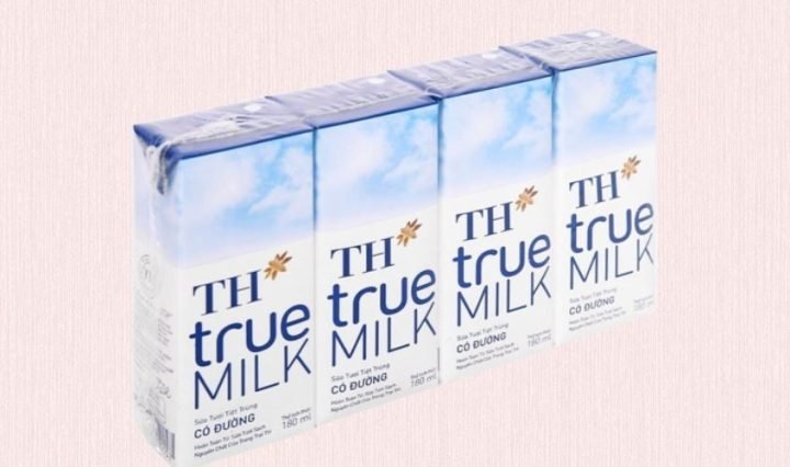 Hộp sữa TH True Milk có đường 180ml