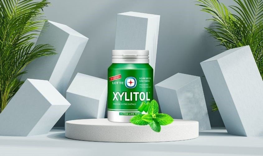 Kẹo singum Lotte Xylitol hương bạc hà, chanh hũ 58g an toàn cho người tiểu đường