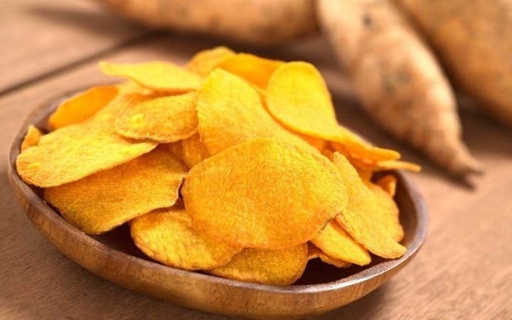 Khoai lang sấy giòn cung cấp năng lượng