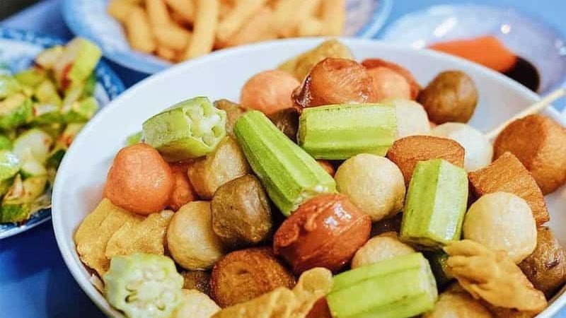 Không nên ăn cá viên chiên vào buổi tối để tránh tích tụ mỡ thừa