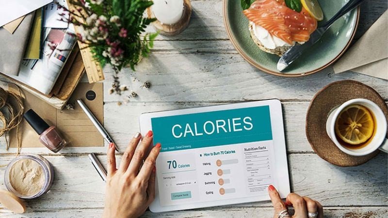 Kiểm soát lượng calo nạp vào hàng ngày