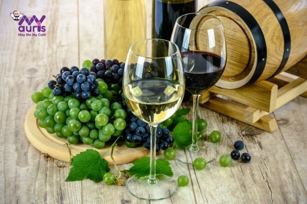 Kiểm soát lượng rượu uống để không gây tăng cân