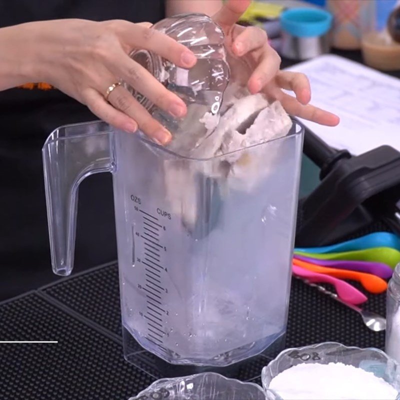 Làm sốt khoai môn