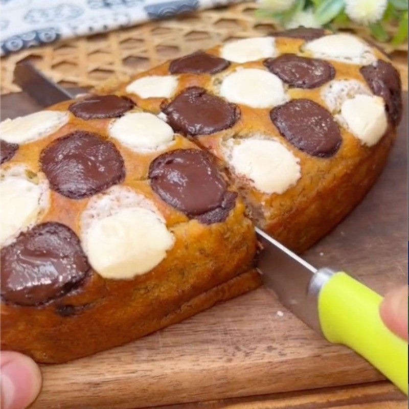 Lát bánh chuối bột mì thơm lừng