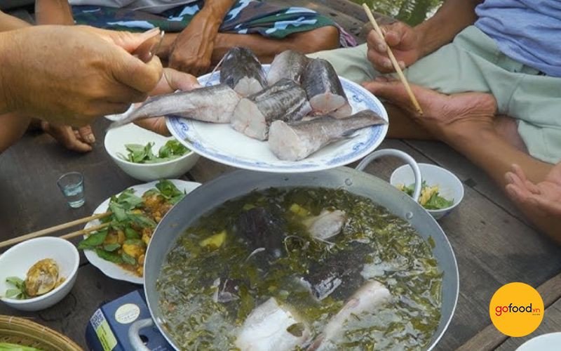 Lẩu cá lăng lá giang chua cay dễ làm tại nhà