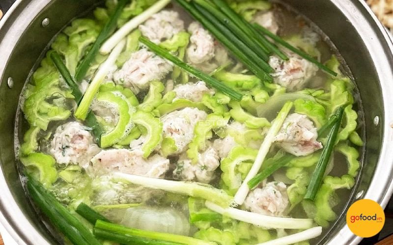 Lẩu cá thác lác nước dừa thanh ngọt