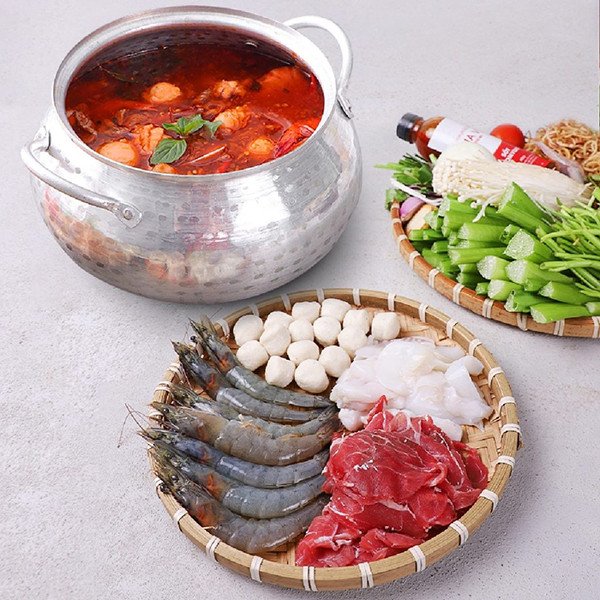Lẩu cua đồng thập cẩm kết hợp hải sản tươi