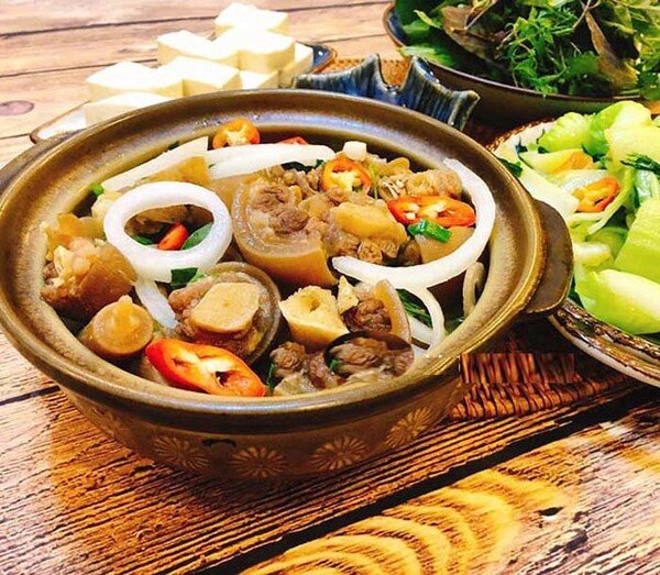 Lẩu đuôi bò chua cay đậm vị, hấp dẫn