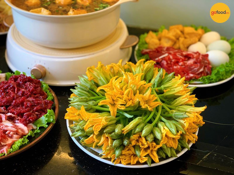 Lẩu riêu cua bắp bò nhúng hấp dẫn với thịt bò hữu cơ Obe chất lượng