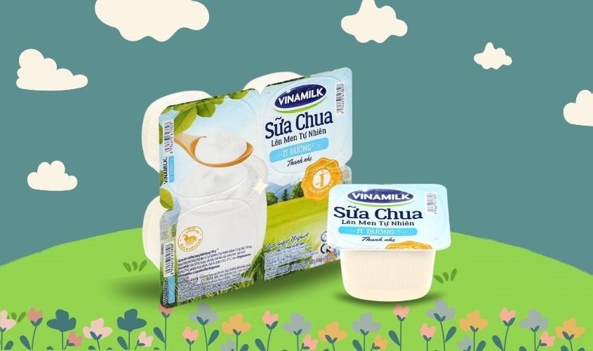 Lốc 4 hộp sữa chua ít đường Vinamilk, kết hợp tốt với trái cây