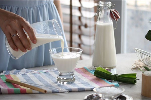 Lợi ích của việc bổ sung sữa gạo rang vào chế độ ăn uống hàng ngày