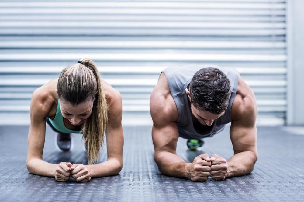 Lợi ích của việc plank đều đặn và lượng calo tiêu thụ