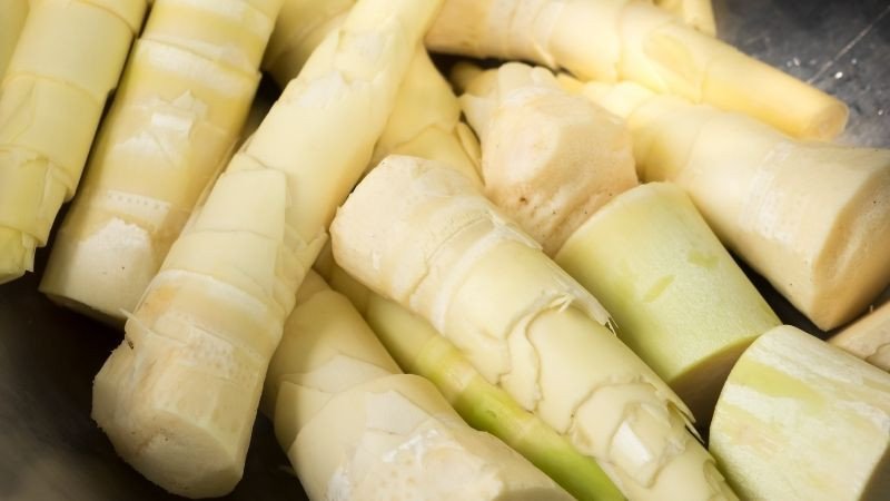 Lợi ích sức khỏe của măng trong bữa ăn, kể cả món măng kho thịt