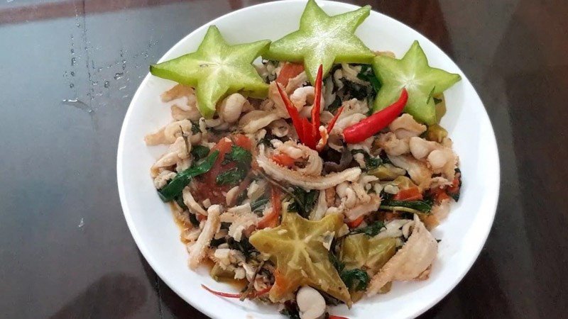 Lòng bò xào khế chua giòn ngon