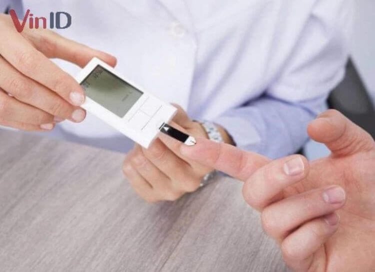 Ly nước đậu đen thanh mát mang lại nhiều lợi ích sức khỏe