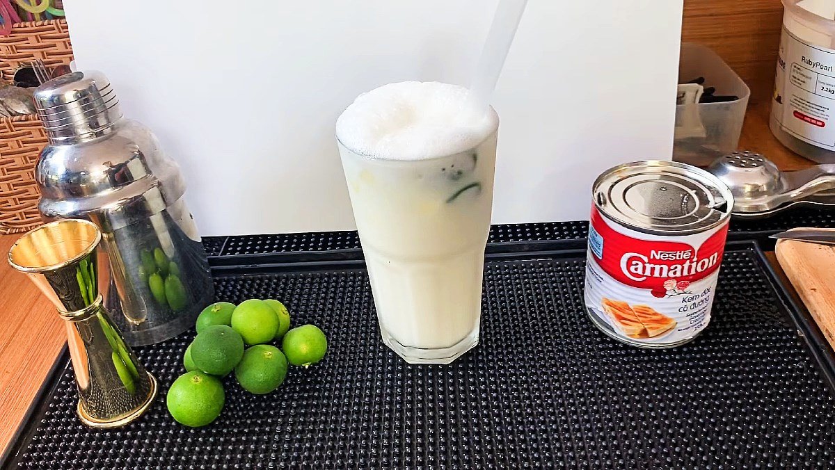Ly quất lắc sữa thơm ngon giải nhiệt