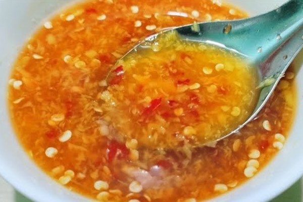 Mắm gừng đậm đà ăn kèm bún măng vịt