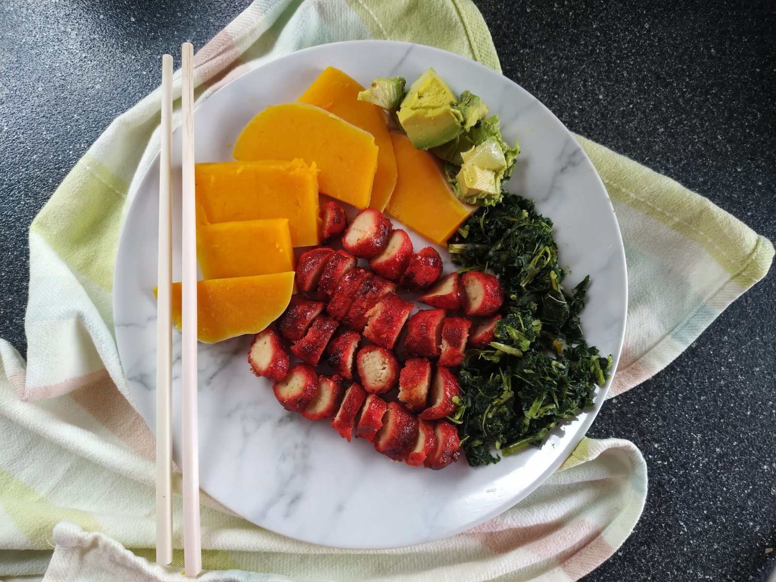 Mì căn trong món xào rau củ